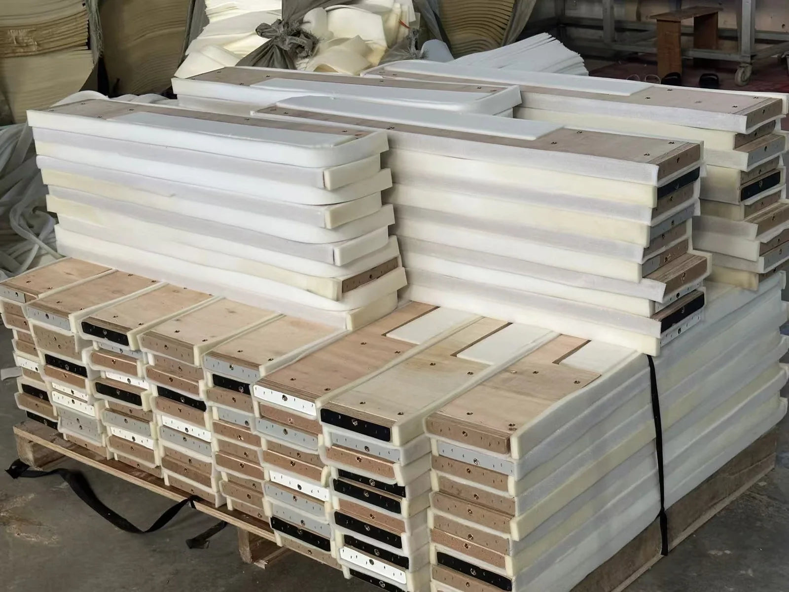 Palletized furniture packaging
